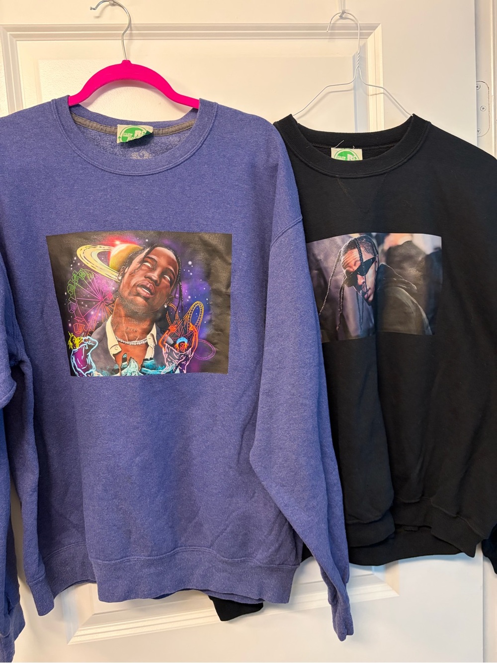 Travis Scott Utopia Astro World Design Sweater Bundle Lot Of 2 Woman/Youth XL